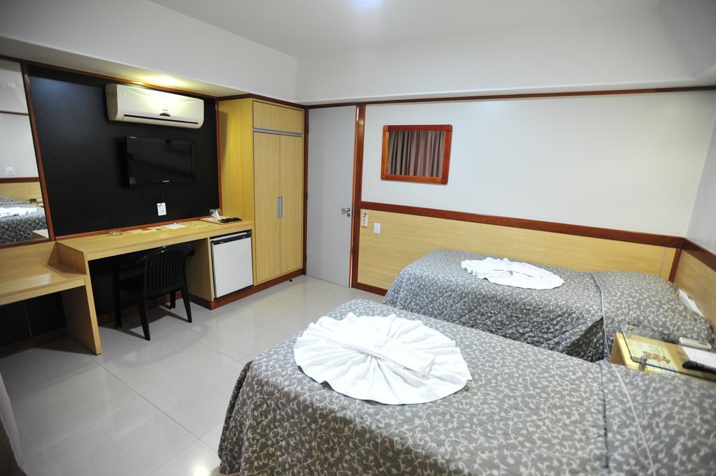 Hotel Premium Plaza Muriae Luaran gambar